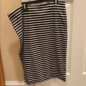 NWT H&M striped pencil skirt.